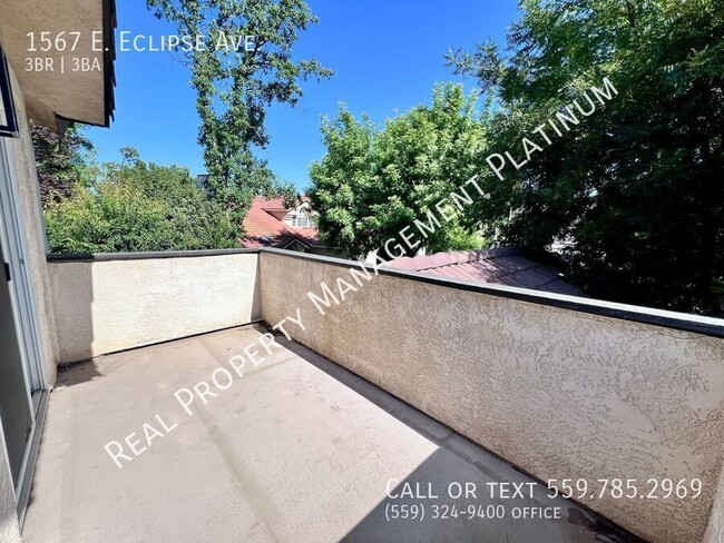 Building Photo - 1567 E Eclipse Ave