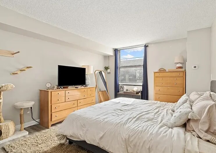 Building Photo - 1301 Speer Blvd