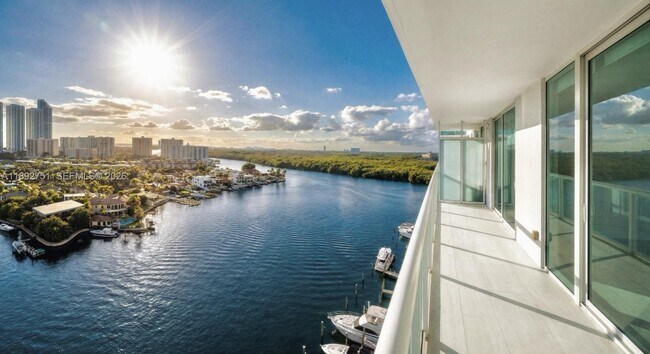 Building Photo - 400 Sunny Isles Blvd