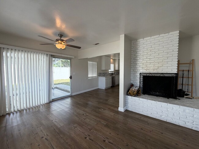 Building Photo - Beautiful 3 Bedroom Home in West Covina