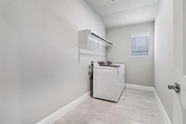 Building Photo - 407 Stagg St