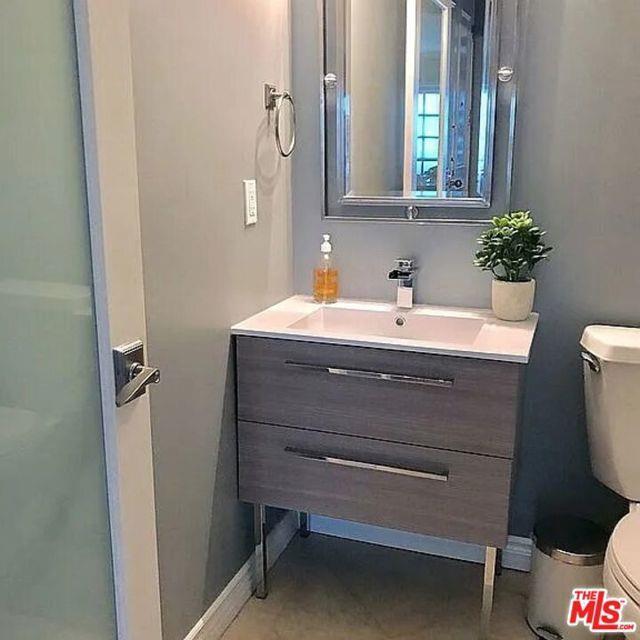 Building Photo - 1278 S Camden Dr