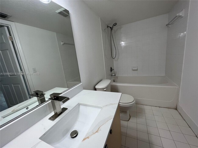Building Photo - 4180 San Marino Blvd