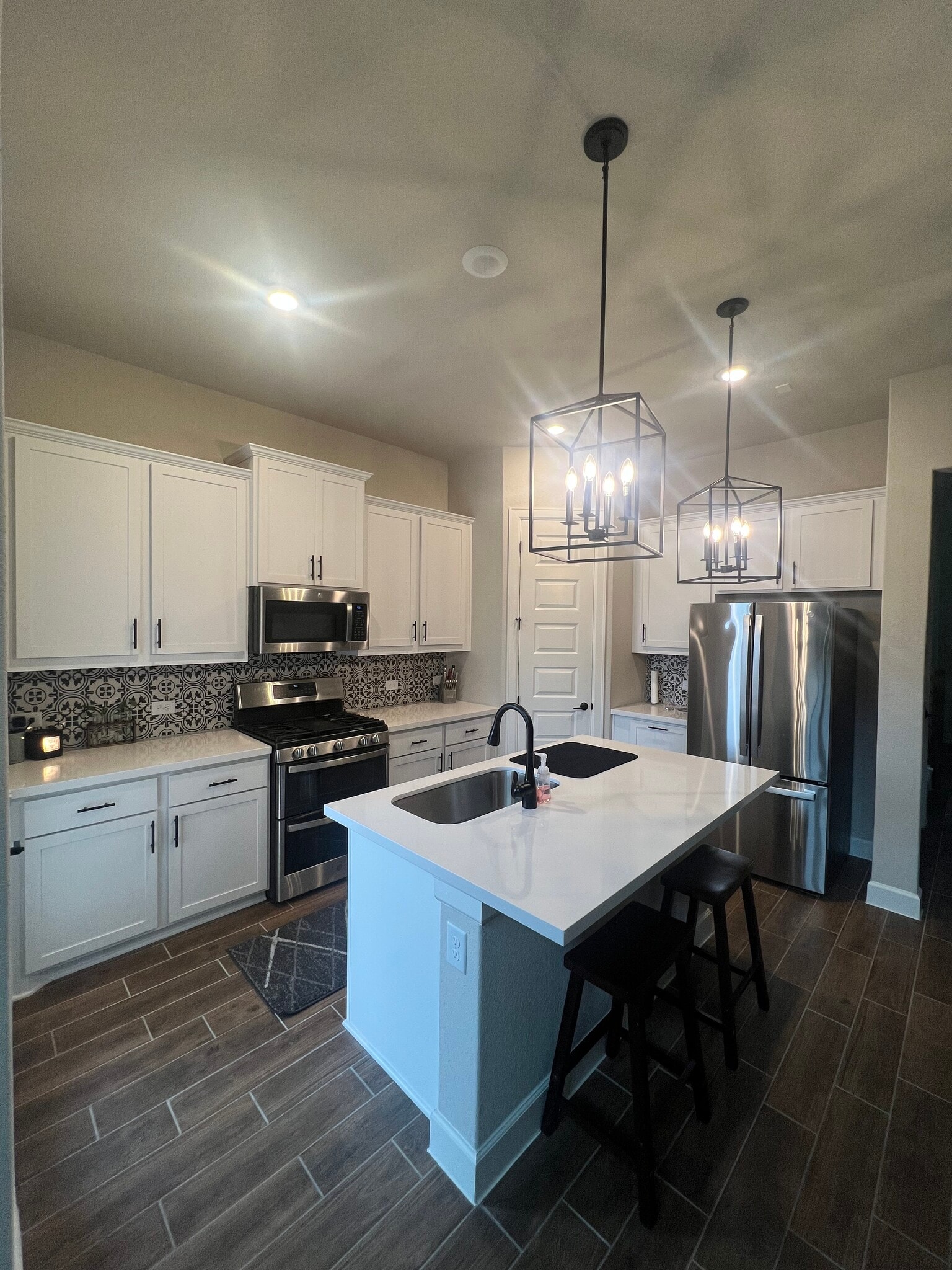 Kitchen - 11802 Hurricane Haze Dr
