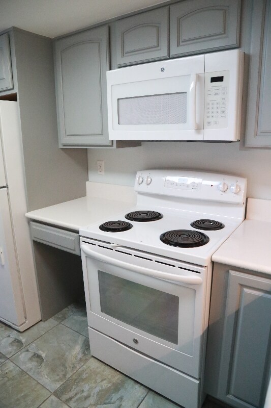 Building Photo - 50 Club House Dr