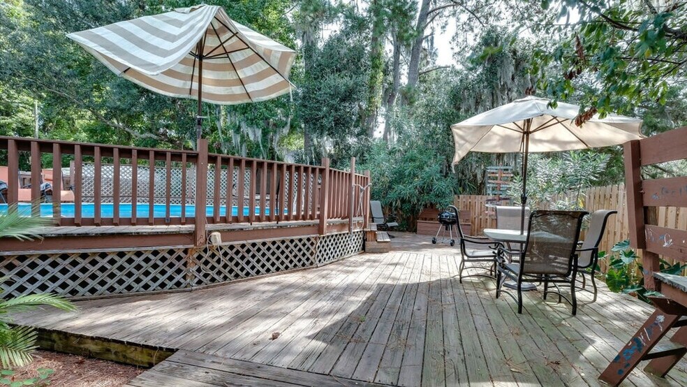 Building Photo - 4 Rivermist Ln