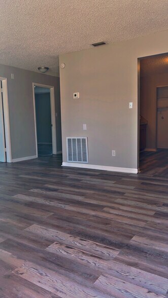 Building Photo - 3707 Chart Prine Rd