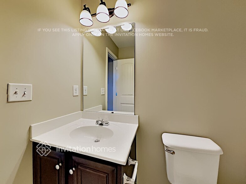 Building Photo - 4790 Carnegie Ct