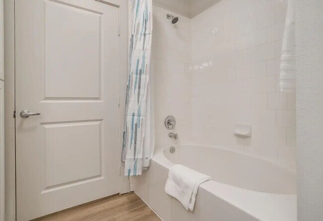 Building Photo - 2901 Indiana St