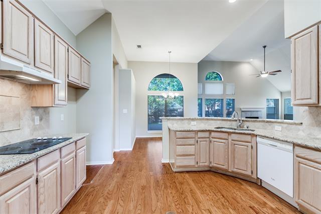 Building Photo - 112 Falcon Creek Dr