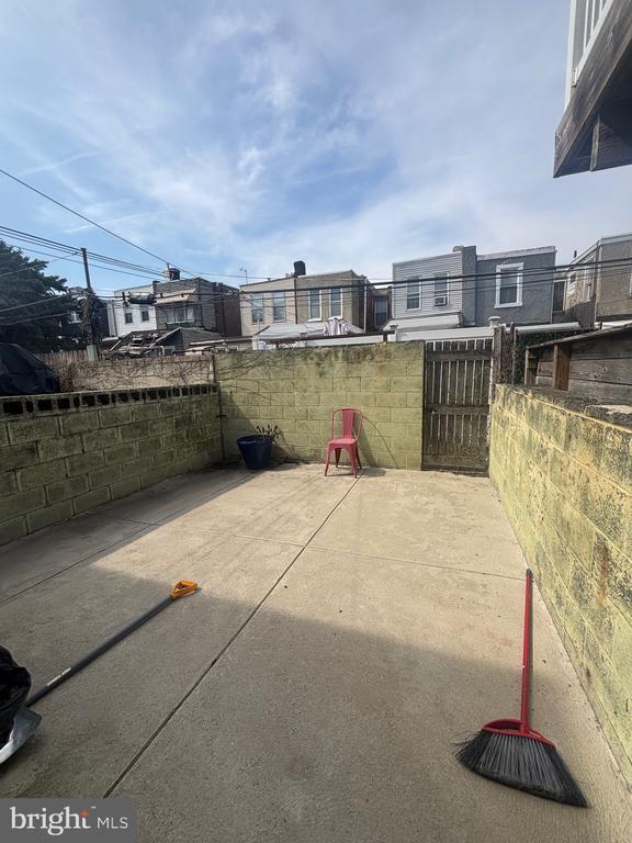 Building Photo - 3172 Chatham St