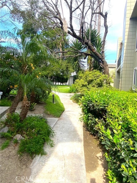 Building Photo - 1582 Mitchell Ave