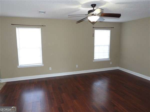 Building Photo - 146 Grandview Dr