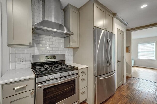 Building Photo - 2955 Delcourt Dr