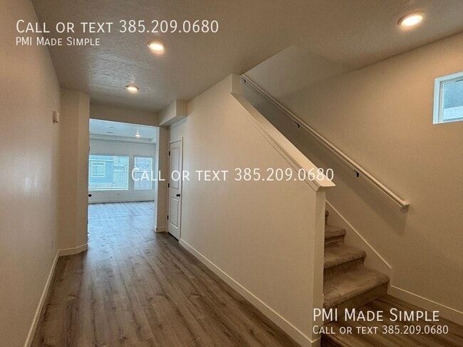 Building Photo - 4140 W Holbrook Way