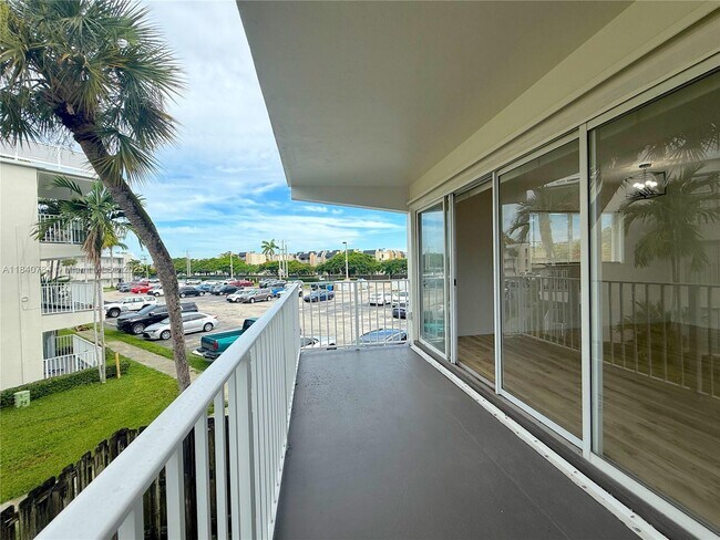Building Photo - 7737 SW 88th St