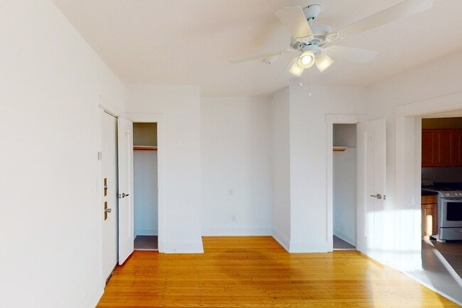 Floorplan - 5457-5459 S. Blackstone Avenue