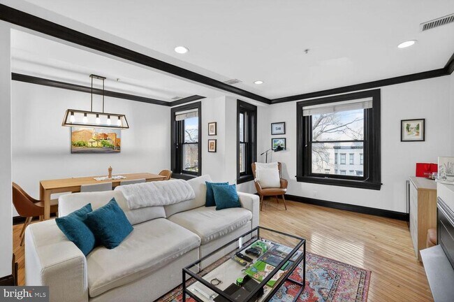 Building Photo - 150 Rhode Island Ave NW