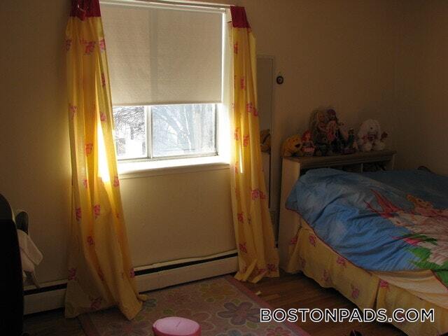 Building Photo - 66 Homer Ave