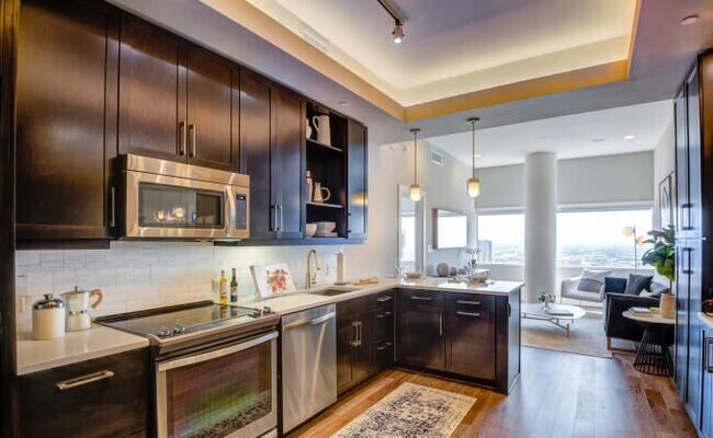 Building Photo - 1 bedroom in Dallas TX 75201