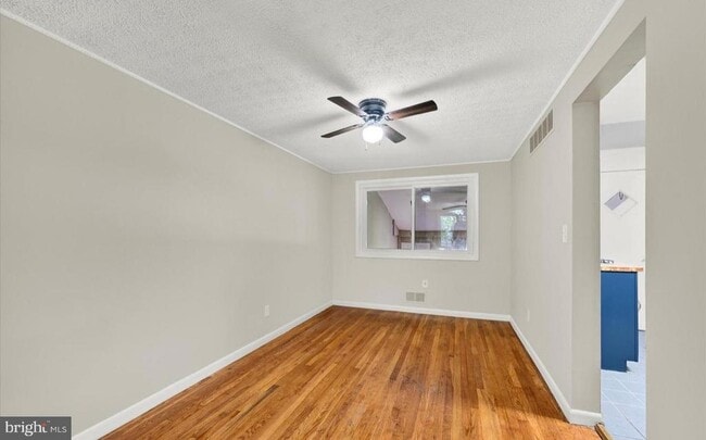 Building Photo - 1016 Foxcroft Ln