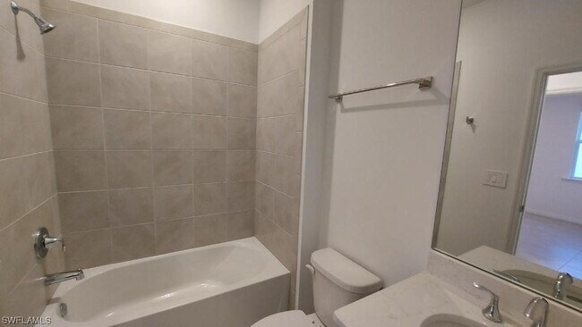 Building Photo - 4225 Bloomfield St