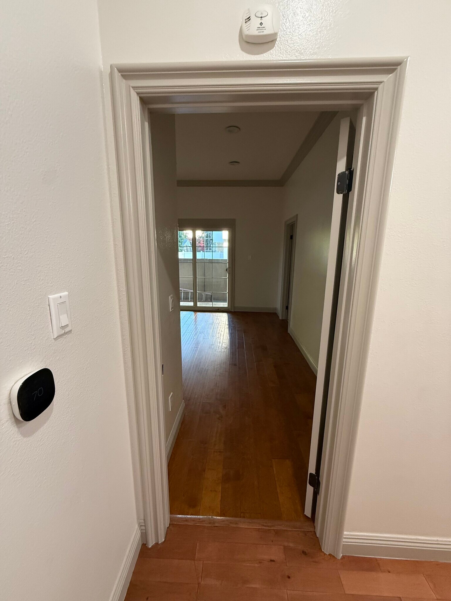 Building Photo - 1645 W 36th Pl