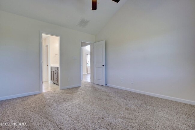 Building Photo - 109 Easton Dr