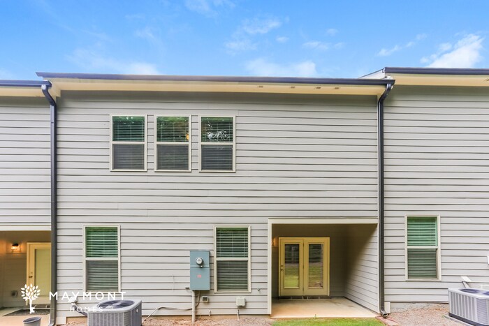 Building Photo - 1195 Spring Marsh Ct NE