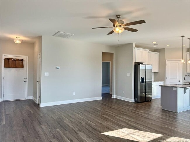 Building Photo - 15 Jones Crk Ln