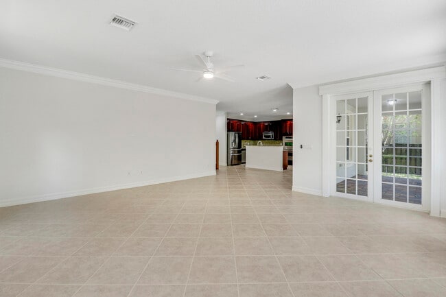 Building Photo - 112 Dunmore Dr