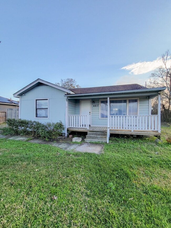 Building Photo - REMODELED 2 BEDROOM LEASE HOME IN LA MARQUE, TEXAS