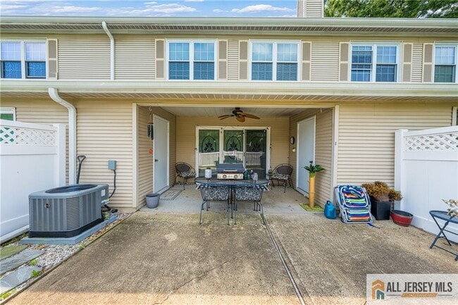 Building Photo - 417 Northam Dr