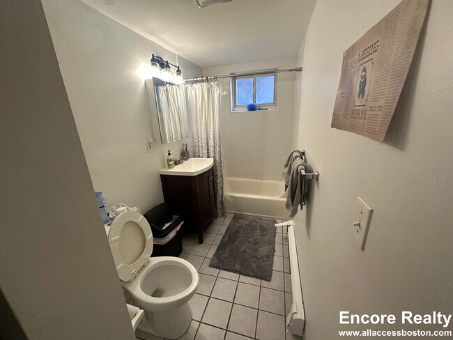 Building Photo - 69 Chiswick Rd