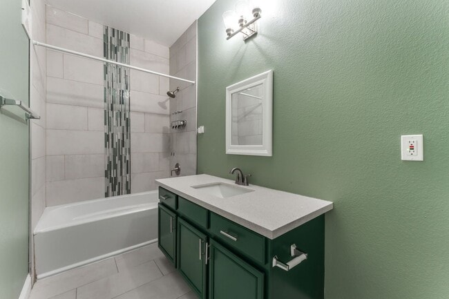 Building Photo - Stylish Condo with Modern Upgrades!