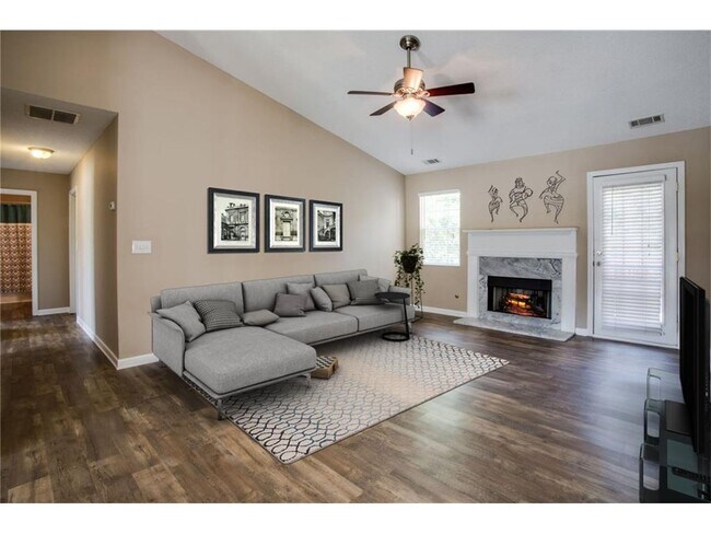 Building Photo - 2727 Fort Hampton Ct