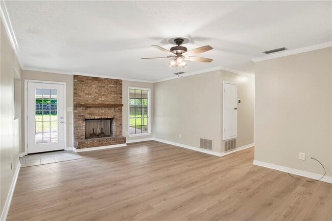 Building Photo - 4770 Gold Dr