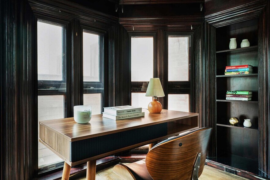 Building Photo - 10 5th Ave