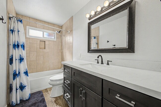 Building Photo - 13608 N 41st Pl
