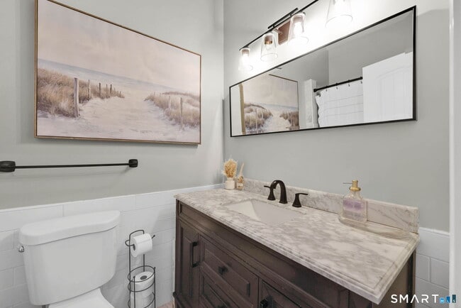 Building Photo - 3200 Madison Ave