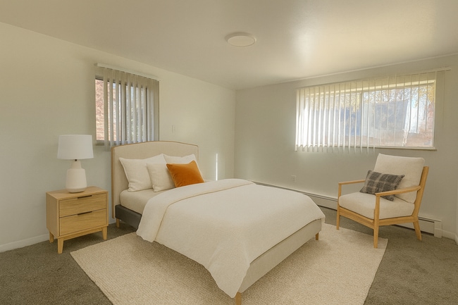 Building Photo - 12121 W Nevada Dr