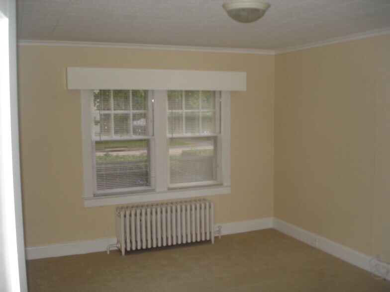 Bedroom - 197 Barton Ave