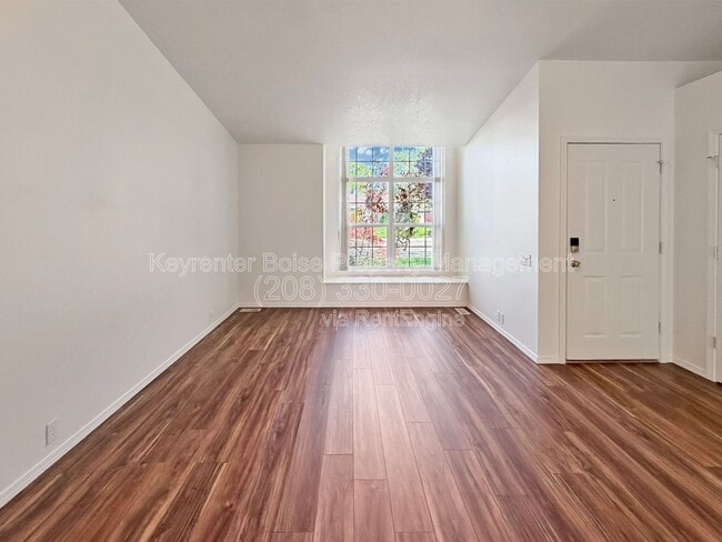 Building Photo - 10251 W Susan Ct