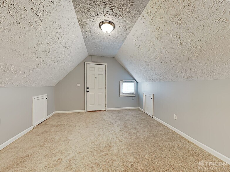 Building Photo - 2851 Forest Wood Dr