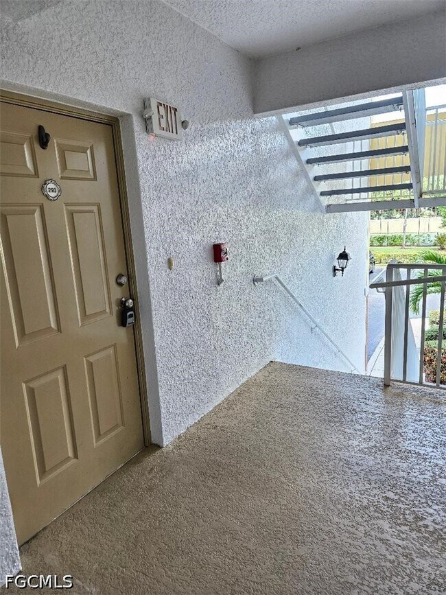 Building Photo - 13170 Bella Casa Cir