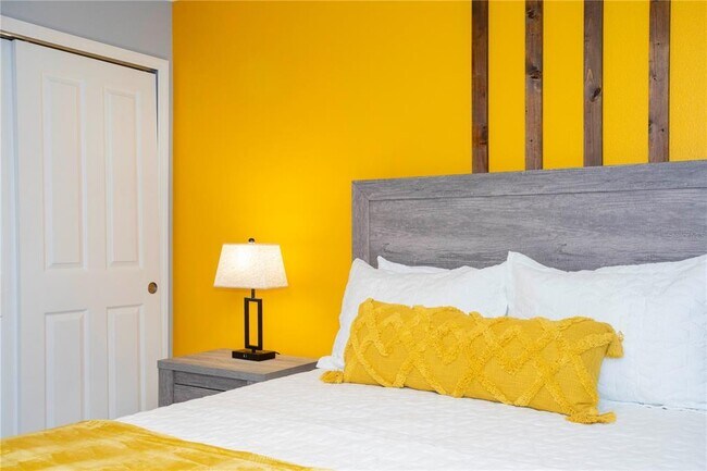 Building Photo - 3181 Tocoa Cir