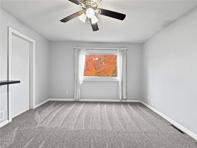 Building Photo - 9700 Thomas Ave N