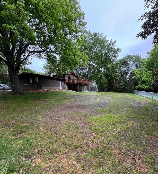 Building Photo - 7705 E Rockton Rd