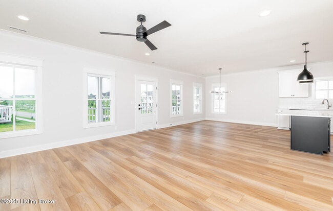 Building Photo - 6100 Passionflower Dr