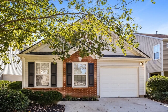 Building Photo - 109 Silver Ridge Dr